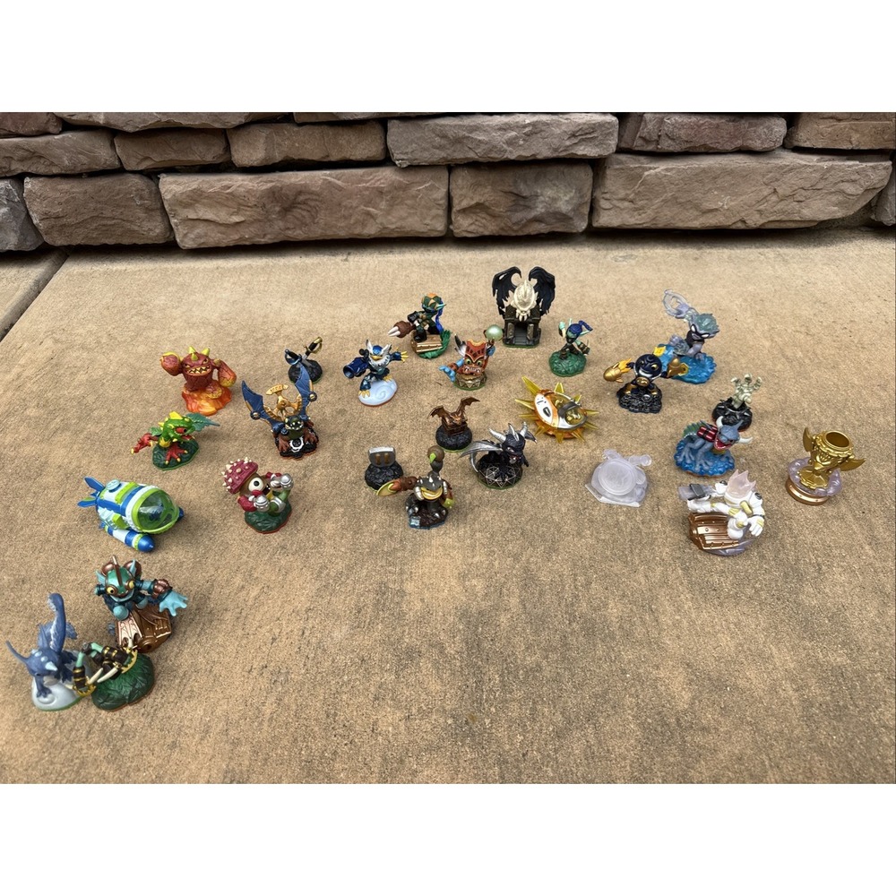 Skylanders lot